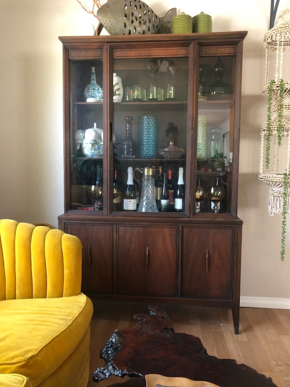 Vintage Mid Century Modern China Cabinet Etsy