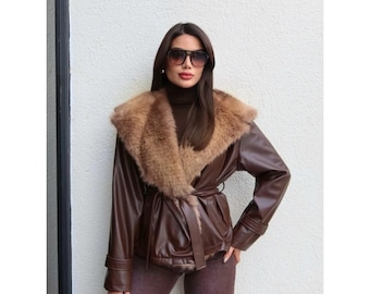 Braune Leder-Fell-Kragen-Wickel-Jacke | Damen Vintage Stil Kunstpelz Mantel