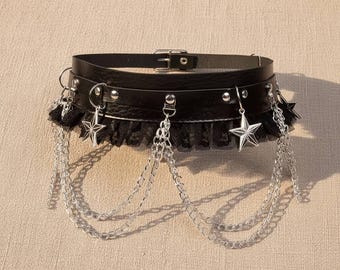 Lace & Leather Obi Belt with Chain Detail–Romantic Gothic Waist Cinch, Victorian Style Corset Belt, Boho Chic Lace-Up Waistband for Dresses