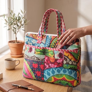 Bolso para portátil acolchado hecho a mano con diseño de patchwork, funda acolchada de algodón para portátil, bolso de trabajo multicolor, 30 x 35 cm (12 x 14 pulgadas)
