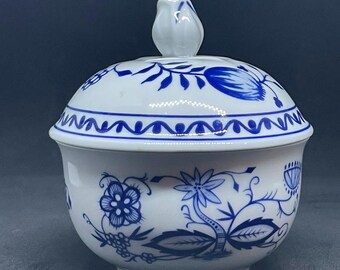 Sugar bowl with lid, vintage porcelain, blue onion pattern