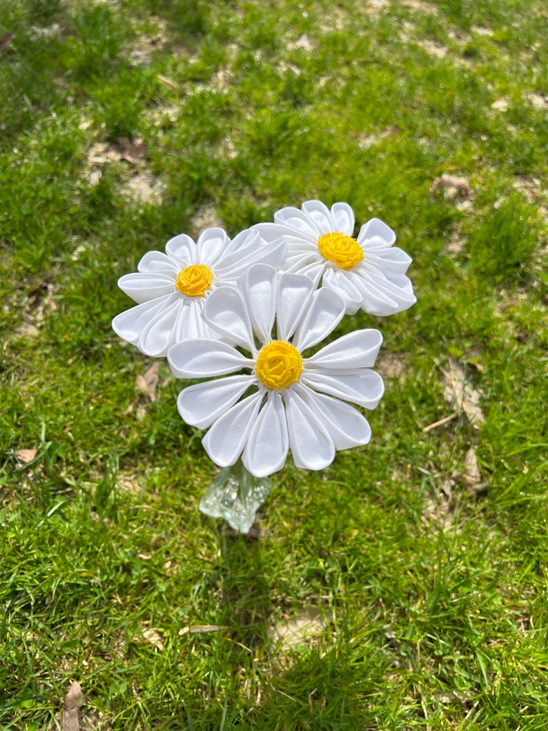 Witte katoenen madeliefjes met steel, madeliefjeboeket, katoenbloem, stoffen madeliefje, 2e huwelijksverjaardag, katoenen jubileum, cadeau voor haar, tweede afbeelding 10