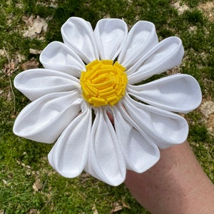 Witte katoenen madeliefjes met steel, madeliefjeboeket, katoenbloem, stoffen madeliefje, 2e huwelijksverjaardag, katoenen jubileum, cadeau voor haar, tweede afbeelding 9