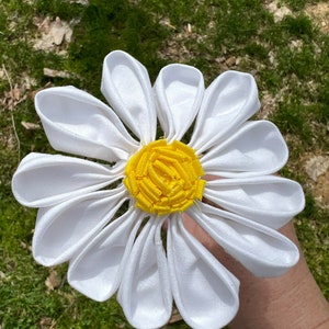 Witte katoenen madeliefjes met steel, madeliefjeboeket, katoenbloem, stoffen madeliefje, 2e huwelijksverjaardag, katoenen jubileum, cadeau voor haar, tweede afbeelding 2