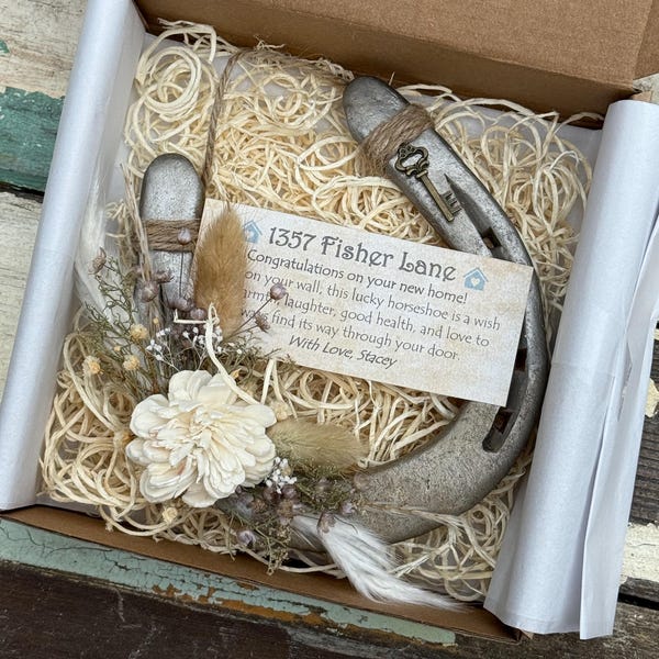 Personalized Horseshoe Housewarming Gift with Dried Florals & Key | New Home Owner Gift from Friends, Family or Realtor