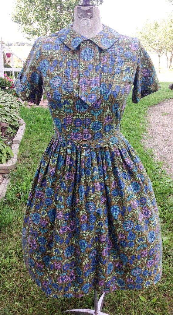 Bold Print Vintage 1950s  Dress with Tie 