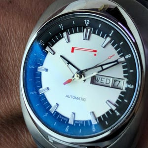 NOS PIRELLI Tempo Titanium/Steel 100M 7921100155 Swiss Made Automatic Day-Date Watch 38mm