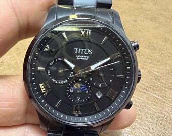 Reloj Solvil et Titus Automático Triple Calendario – Esfera Militar Negra 40 mm