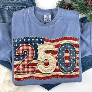 PNG do 250º aniversário dos EUA, PNG da bandeira americana falsa acolchoada, América 250 1776-2026, bandeira vintage dos EUA em patchwork, design patriótico para o 4 de julho