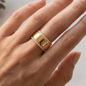 Moissanite Oura Ring Cover, 14k Gold Smart Ring Enhancer, Pave Diamond Eternity Guard for Oura, Unique Wedding Stacker, Tech Jewelry Gift