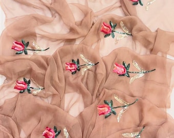 Sari fleuri en mousseline de soie avec pièce de chemisier | Sari léger pour soirée | Sari de mariage indien de créateur pour femme
