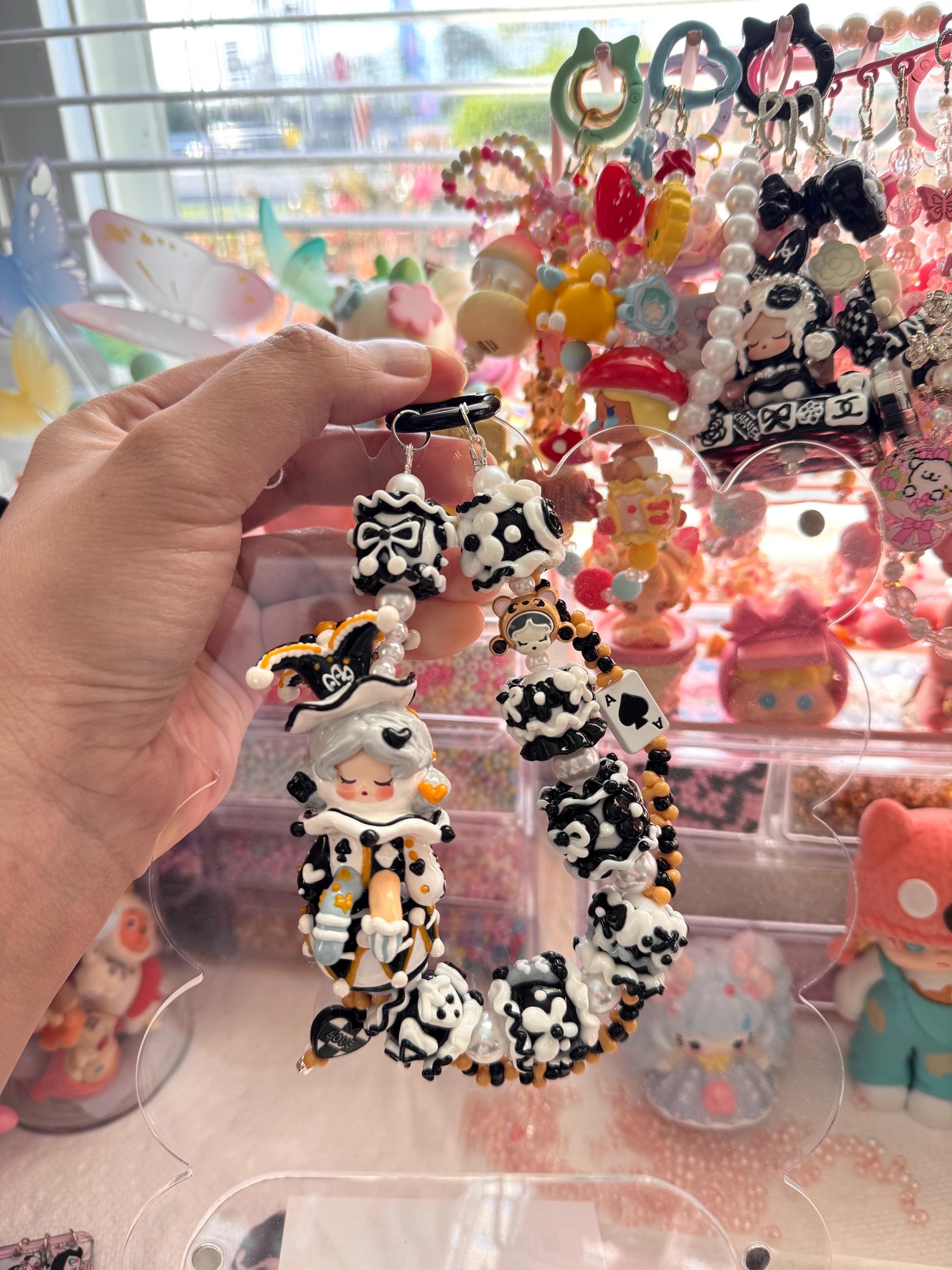 Crybaby phone charm - Etsy 日本