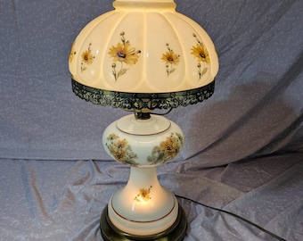 Vintage Yellow Sunflowers Wildflowers Glass Hurricane Gwtw Lamp 23"