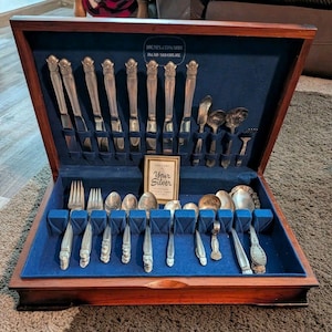 Set di posate vintage Holmes & Edwards Danish Princess da 57 pezzi in argento placcato