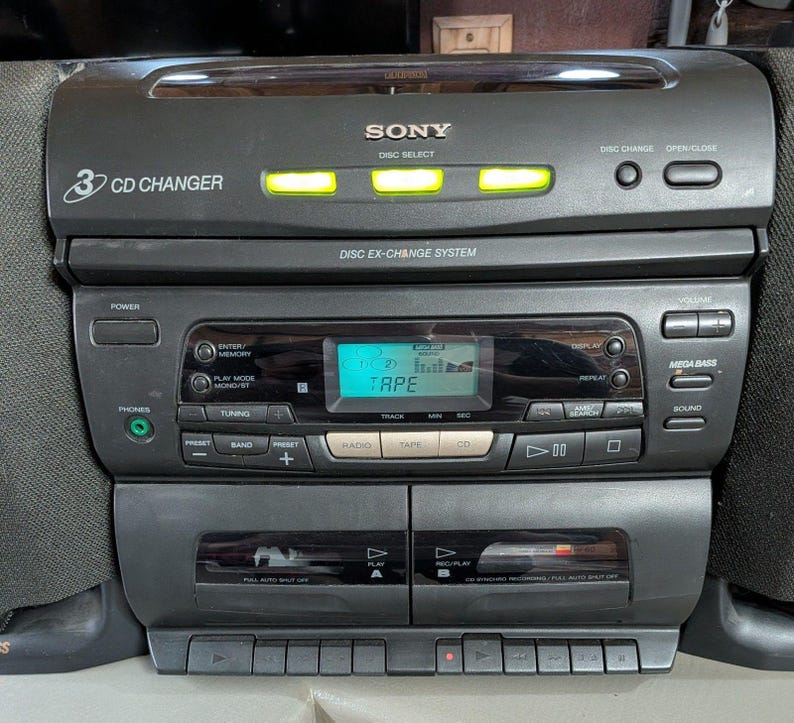 Sony CFD-646 Boombox 3 CD Radio Cassette Recorder Detachable Speakers w/Remote image 3
