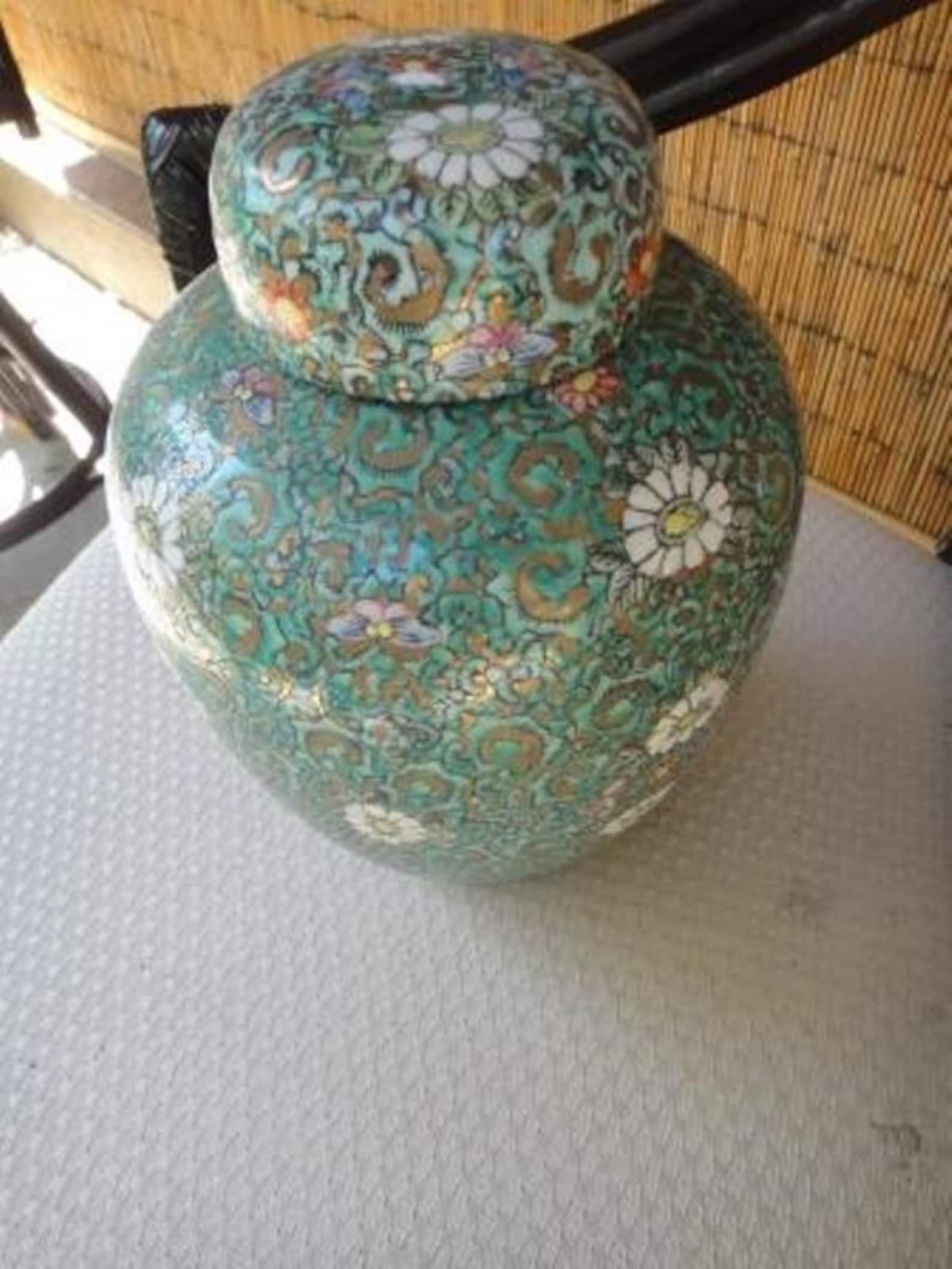 Vintage Japanese Porcelain Ware Urn/Vase w/ lid Green gold Etsy