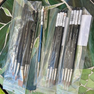 Sable Paint brush lot NOS Sable Artist Quality Water Colour Brush pointed round various sizes 15 brushes