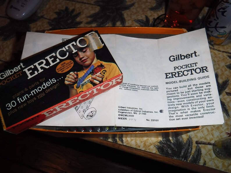 pocket erector set