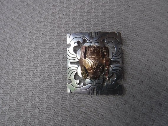 Peruvian Sterling Silver 18K Gold Inca Pin Brooch - image 4