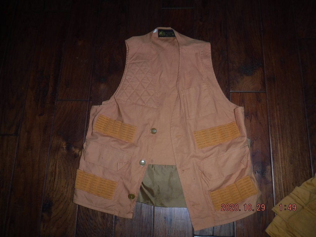 Hunting/fishing/outdoor Vests Newco Size Small and Kmart Duck Size