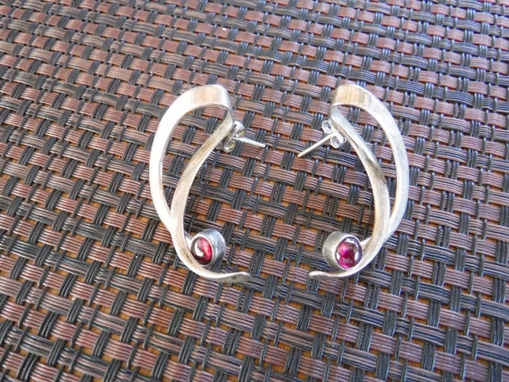 Sterling silver and garnet pierced earrings - image 7
