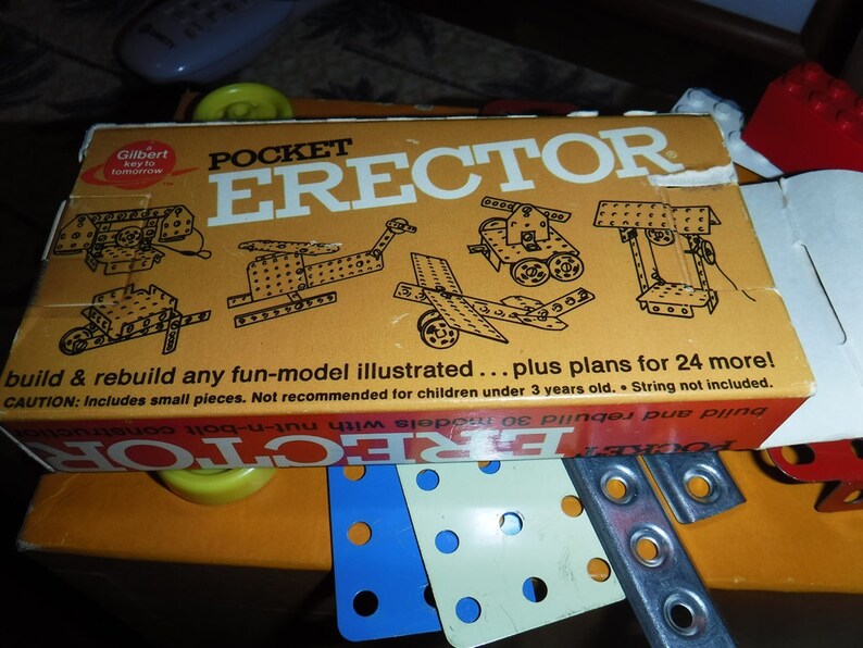 pocket erector set