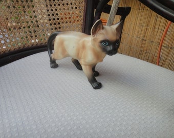Siamese cat figurines Lefton stamp on bottom H6537