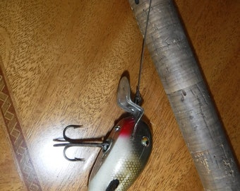 creating a fishing pole from an old pop bottle How to Make A Fishing Pole Out of Soda Cans