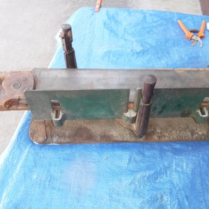 Langdon Acme Mitre Saw Box Size 2 model 73 and 24" Henry Disston & Sons Warranted Cast Steel Back hand saw image 3