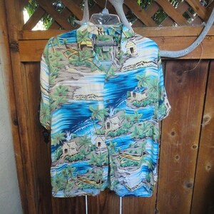 Pineapple Connection Rayon Aloha shirt Size S Creations by HeyMan