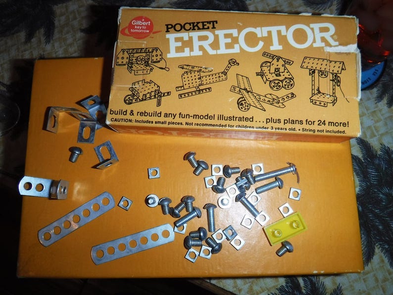 pocket erector set