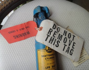 Estación Aérea Naval de la Segunda Guerra Mundial, década de 1940, Walter Kidde, balsa de lanzamiento de CO2