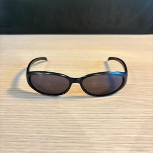 Authentic Gucci GG 1189/S Sunglasses – Black Oval Frame – Made in