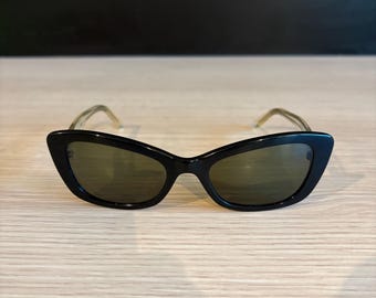 Prada SPR23O Black and Ivory Marble Cat-Eye Sunglasses with Gray Gradient Lenses PRADA SPR 23O 1AB-3M1 Black Cat Eye W/ Gray Gradient Lens - Etsy main image 2