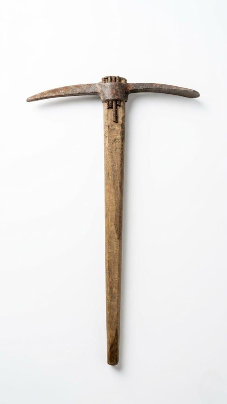 Rustic Pickaxe Vintage Pickaxe Mining Tool: Rustic Metal and Wood Farmhouse Decor - Etsy