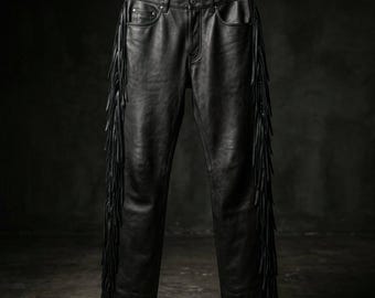 Pantalones de cuero genuino para hombre con flecos, estilo vaquero/motero.