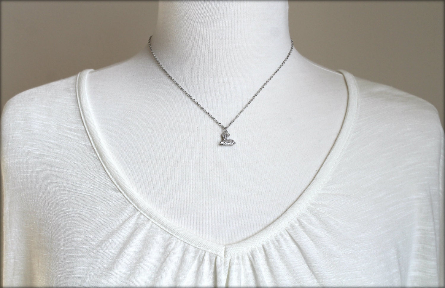 Sitting Fawn Necklace Available in Silver and Gold Woodland - Etsy