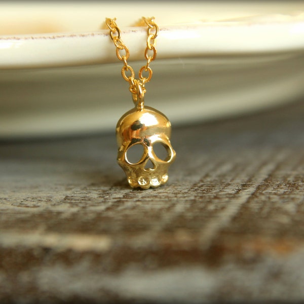 Skull Necklace, Available in Silver and Gold, Skull Human Head, Pirate Goth Halloween, Punk Rock, Layering Necklace