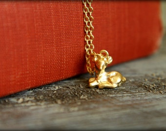 Sitting Fawn Necklace, Available in Silver and Gold, Woodland Animal, Baby Deer Necklace, Fawn Doe Forest Nature