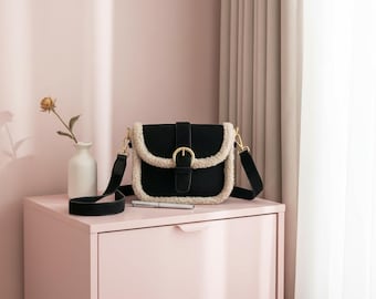 Retro Suede & Lamb Wool Crossbody Bag - Small Square Purse