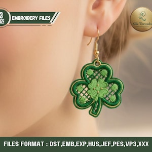 Könnte beinhalten: Ein grüner, gestickter Kleeblatt-Ohrring mit goldfarbenen Akzenten. Der Ohrring hat ein dreiblättriges Kleeblatt-Design mit einem detaillierten, strukturierten Muster. Das Bild enthält den Text "EMBROIDERY FILES" und "3 SIZE".