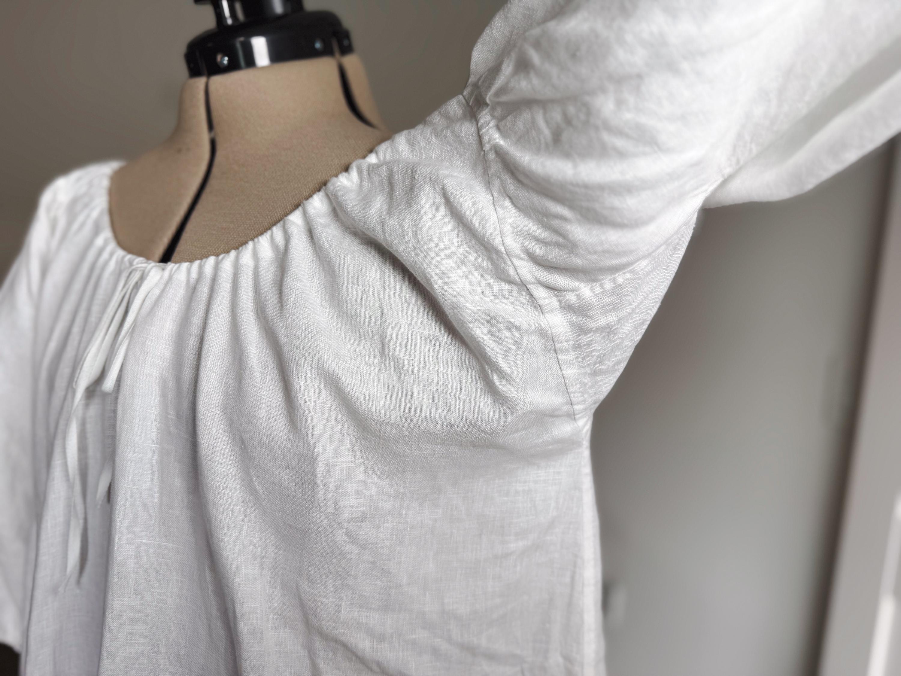 Handmade 18th-century Linen Shift for Fantasy and Historical Outfits - Etsy