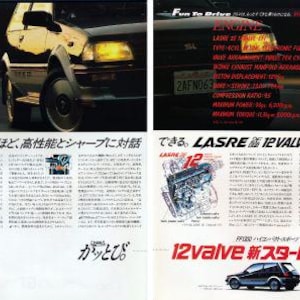 Op de afbeelding: Een set van drie keramische mokken met een gespikkelde, matte afwerking. De mokken zijn in crème, lichtgrijs en donkergrijs. Elke mok heeft een eenvoudig, minimalistisch ontwerp.