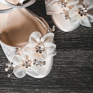 Lace Bridal Heels, Flower Bride Shoes, Custom Bridal Shoes, Chiffon Flower Wedding Shoes, High Heel Bride Shoes, Bridal Sandals
