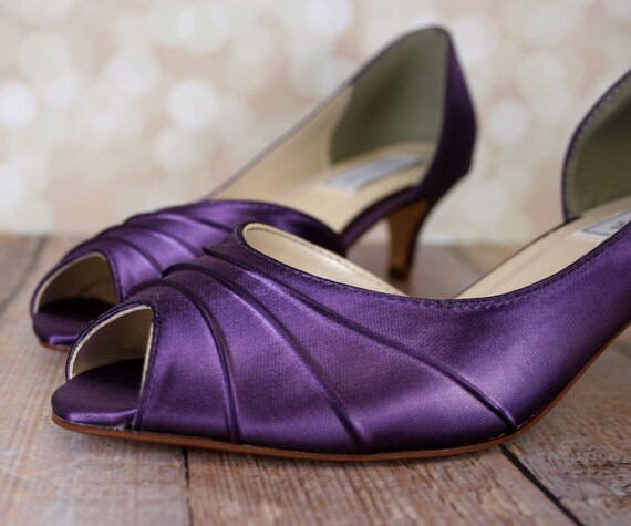 purple wedding shoes low heel