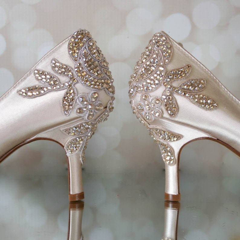 champagne wedding shoes for bride