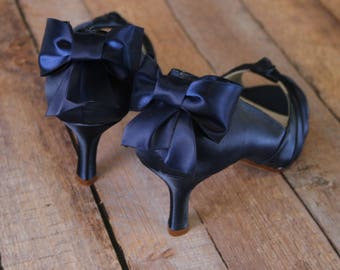 Navy Blue Wedding Shoes, Low Heel, Blue Bridal Accessories, Bow Wedding Shoes, Navy Blue Shoes, Custom Wedding Shoes