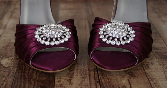 burgundy wedges wedding