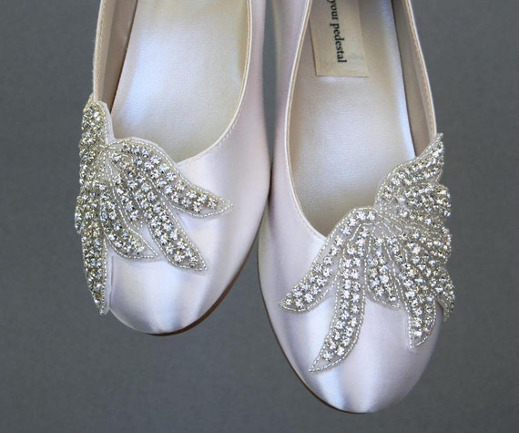 Items similar to Wedding Shoes -- Ivory Closed Toe Flat Wedding Shoes ...