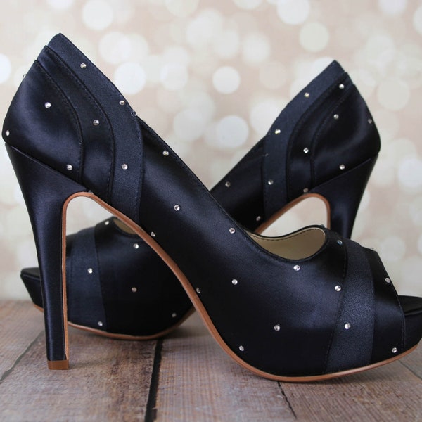 navy and white shoes for wedding